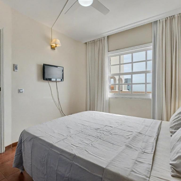 Top floor apartment with AC heated pool Golf del Sur - Apartamento de 1 dormitorio - 30