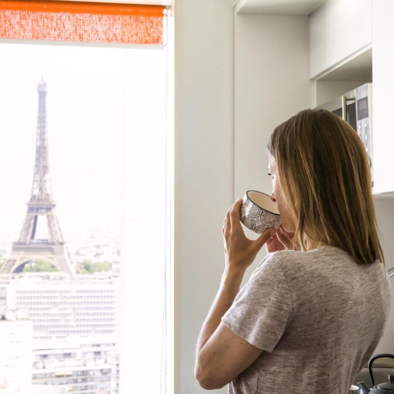 Aparthotel Adagio Paris Centre Tour Eiffel - Appartement 1 Chambre - Vue sur Tour Eiffel - 4