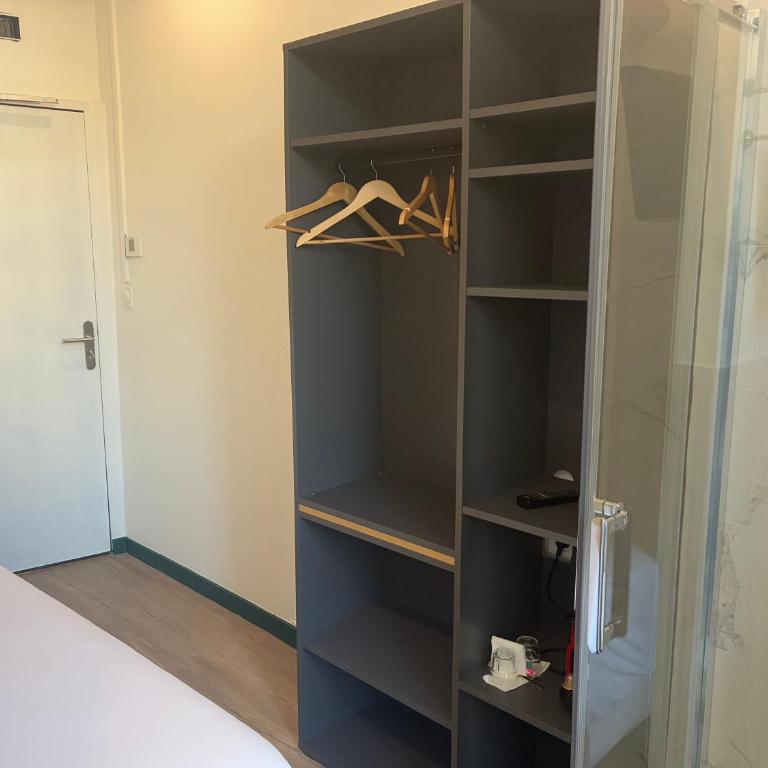 Hotel du Pharo - Petite Chambre Double - 4