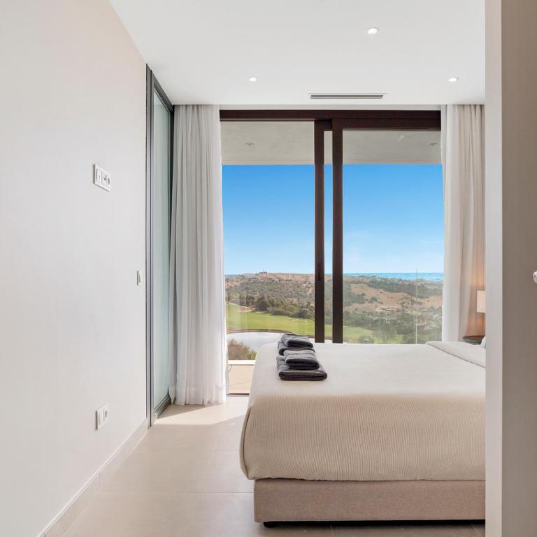 Golf & Seaview Villa with Heated Private Pool - Villa - 23