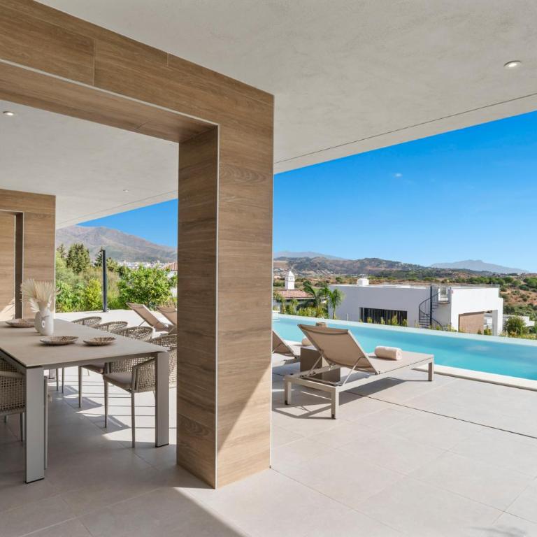 Golf & Seaview Villa with Heated Private Pool - Villa - 21