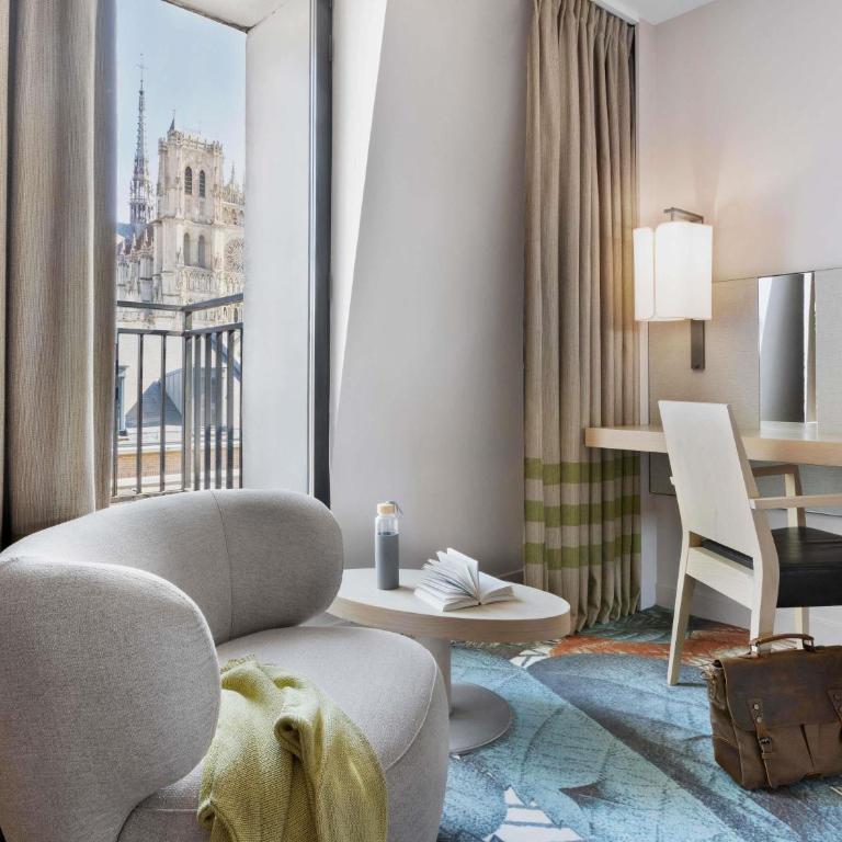 Mercure Amiens Cathédrale - Chambre Double Privilège avec Vue - 1