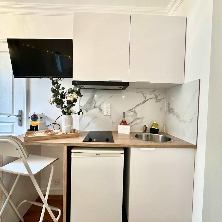 New 143 Suite La Rochelle - Cosy Apartment Paris Center - Studio - 2