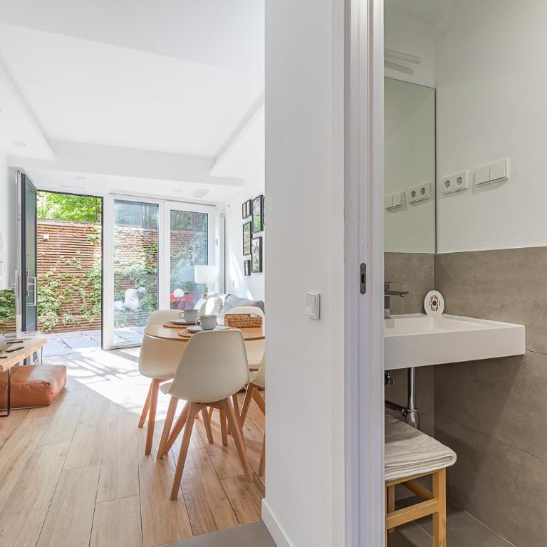 Residencias Bernabéu - One-Bedroom Apartment - 13