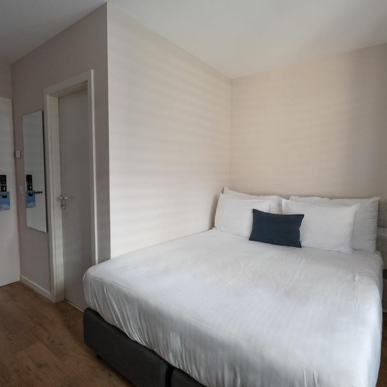 Hôtel de la Couronne - Zimmer mit Queensize-Bett - 1