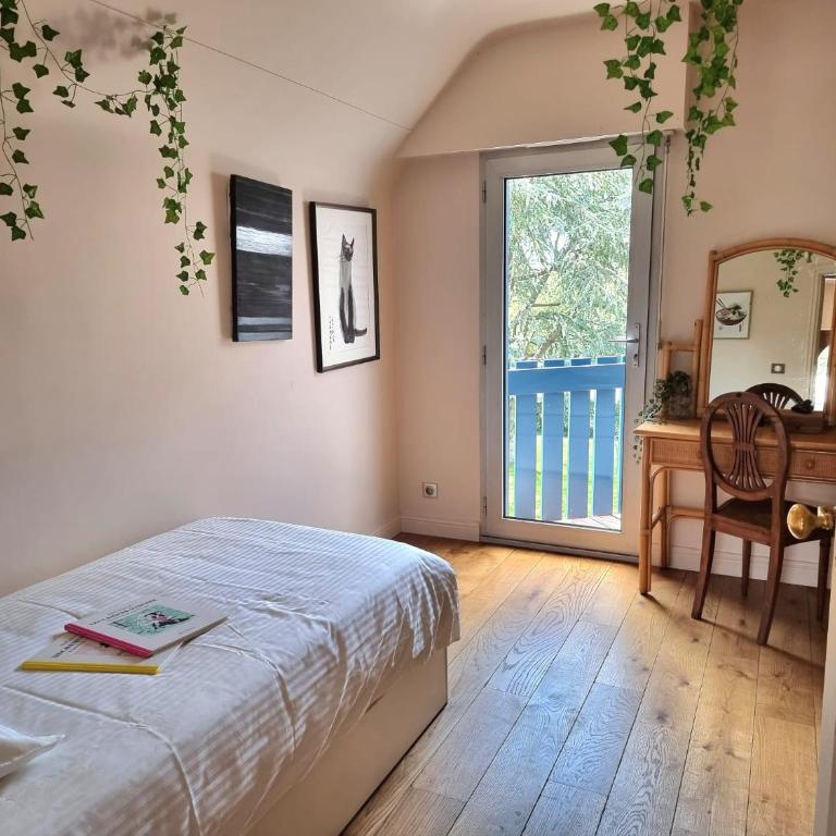 La villa M Vannes, villa les pieds dans l'eau sur le port, avec grand jacuzzi - Villa - Vue sur Mer - 48