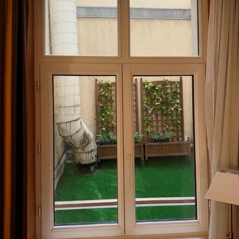 Hôtel 85 Saint Honore - Chambre Double Supérieure - Vue sur Cour - 8