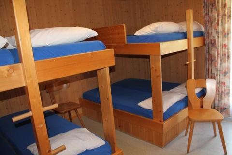 Pension St. Jakob - 8-Bett-Zimmer mit Gemeinschaftsbad - 3