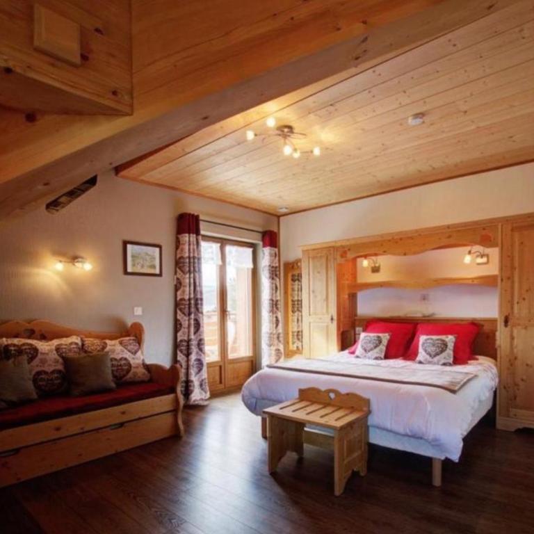 Chalet La Belle Etoile - Chambre Familiale avec Douche - 1