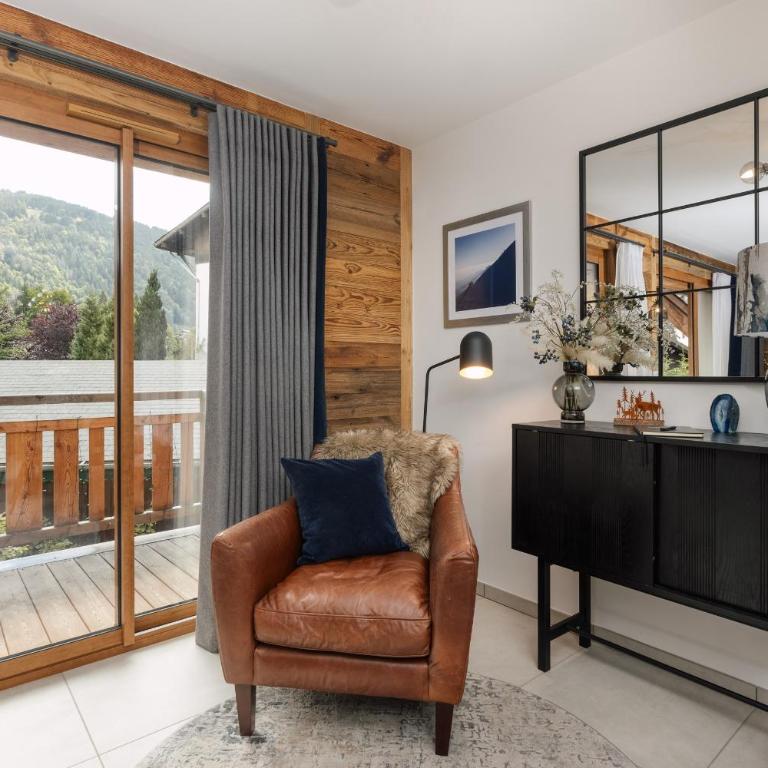 Chalet Le Faon - central Morzine, sleeps 9 - One-Bedroom Chalet - 6