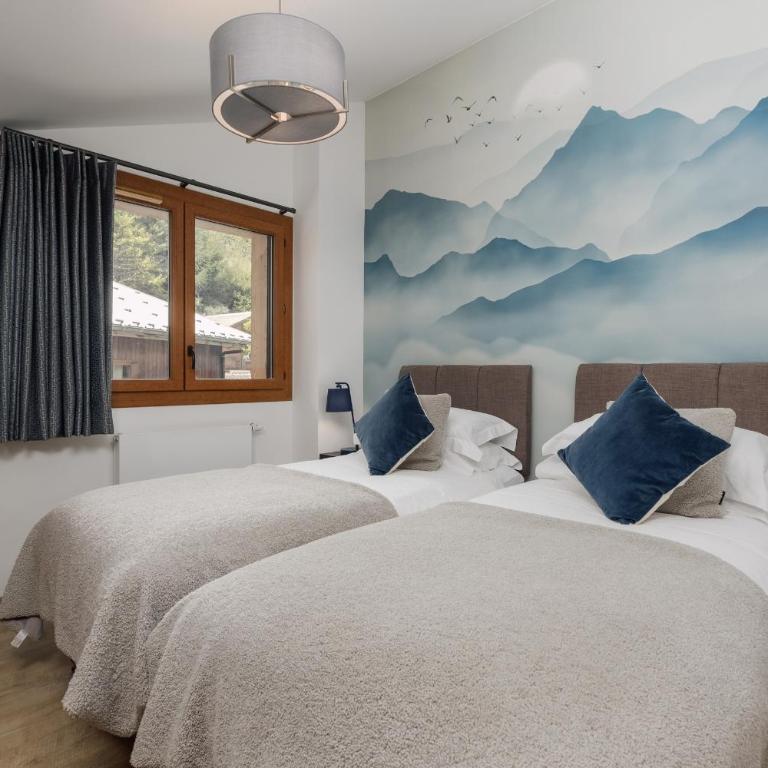 Chalet Le Faon - central Morzine, sleeps 9 - One-Bedroom Chalet - 9