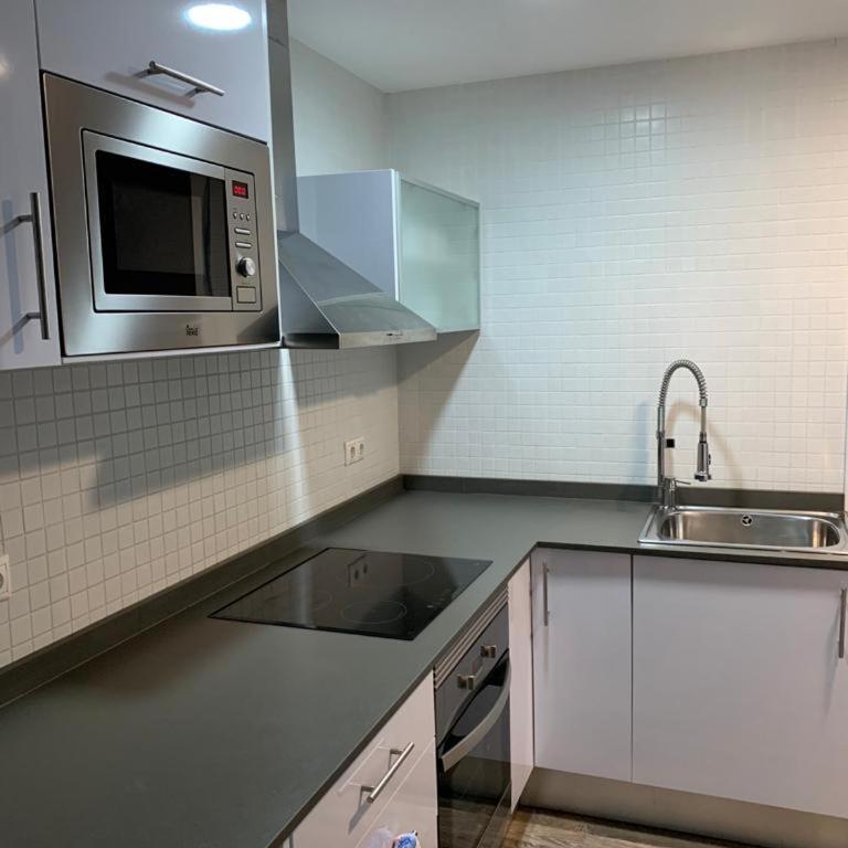 S4D Diagonal Bruc - Three-Bedroom Apartment - 12