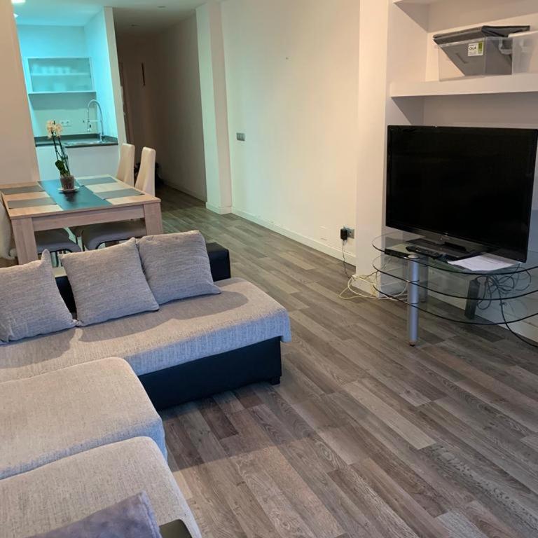 S4D Diagonal Bruc - Three-Bedroom Apartment - 7