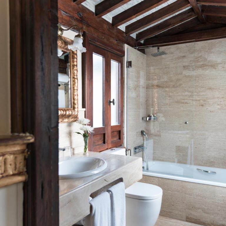 Hotel Casa 1800 Granada - Deluxe Premium Room with Terrace and Alhambra Views - 5