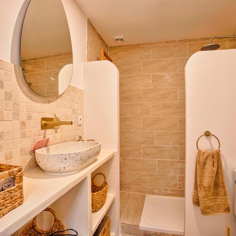 Le Saint-Sauveur - Balneotherapy Bathtub - Hypercentre - Appartement 1 Chambre - 24