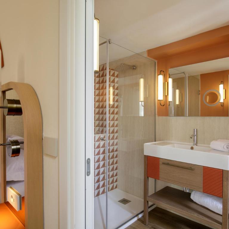 Rosetta Hotel Perugia Tapestry Collection By Hilton - Camera King Deluxe - 4