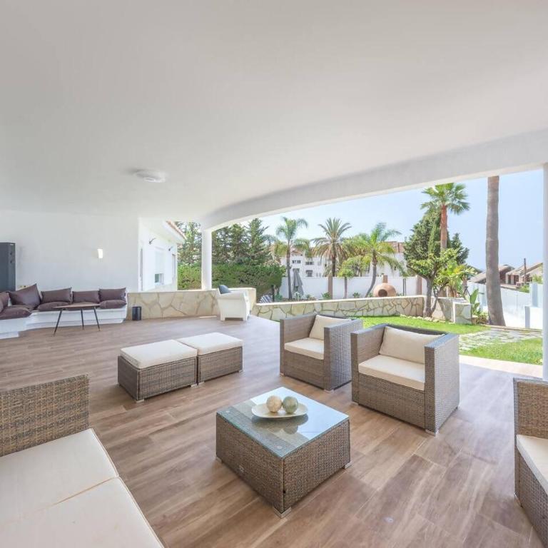 Modern villa close to Fontanilla Beach - Villa con piscina privada - 15