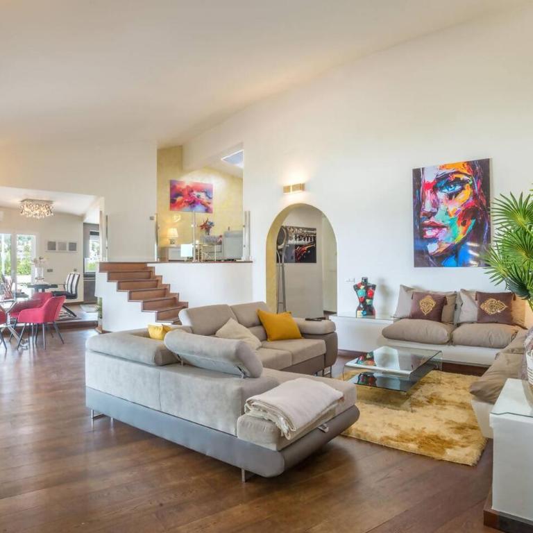 Modern villa close to Fontanilla Beach - Villa con piscina privada - 40
