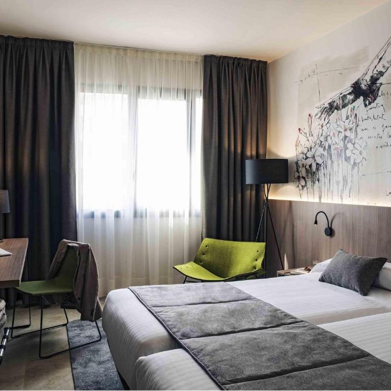 Mercure Barcelona Condor - Standard Twin Room - 5