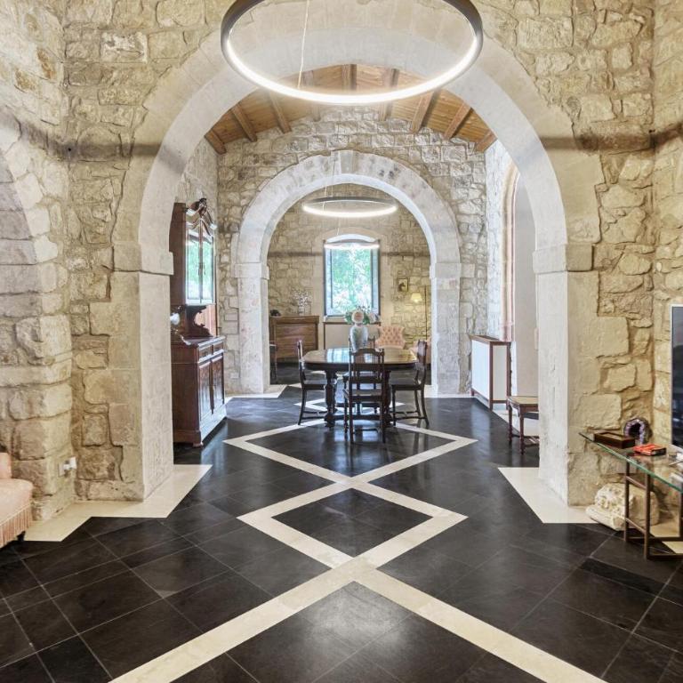 Gorgeous Home In Ragusa - Casa Vacanze con 3 Camere da Letto - 1