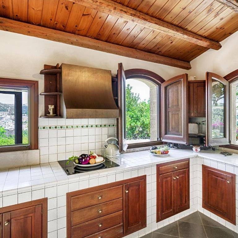 Gorgeous Home In Ragusa - Casa Vacanze con 3 Camere da Letto - 4