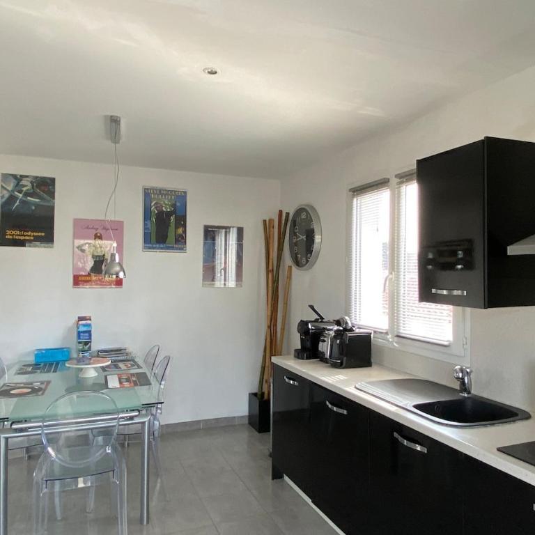 Piscine Intérieure chauffée Appartement Haut de villa - Two-Bedroom Apartment with Private Pool - 26