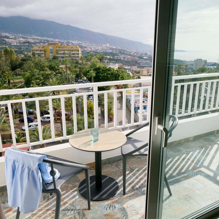 TUI BLUE Atlantic Hills - Junior Suite with Sea, City or Mountain Views - 3