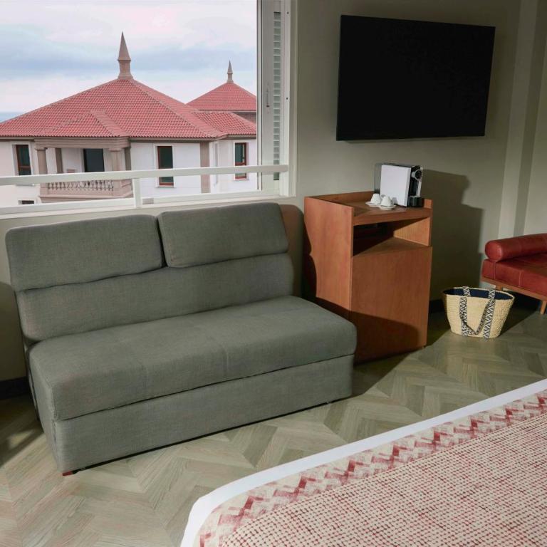 TUI BLUE Atlantic Hills - Junior Suite with Sea, City or Mountain Views - 2