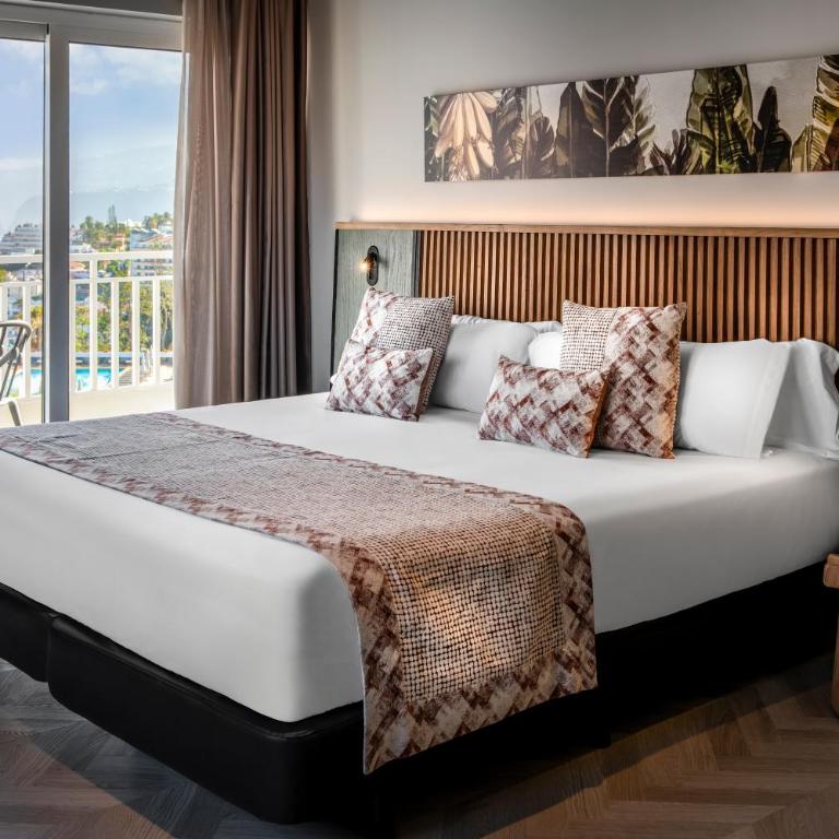 TUI BLUE Atlantic Hills - Deluxe Room with Sea, City or Mountain Views - 4