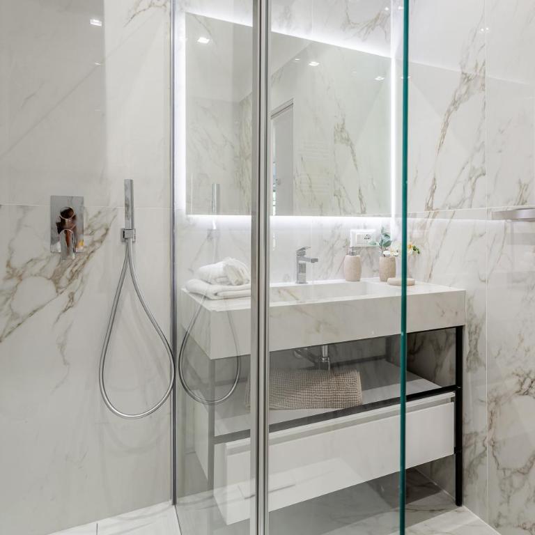 iFlat New AmoR Colosseum Suites - Appartamento con 3 Camere da Letto - 32