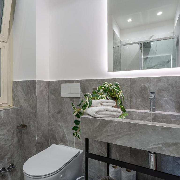 iFlat New AmoR Colosseum Suites - Appartamento con 3 Camere da Letto - 36