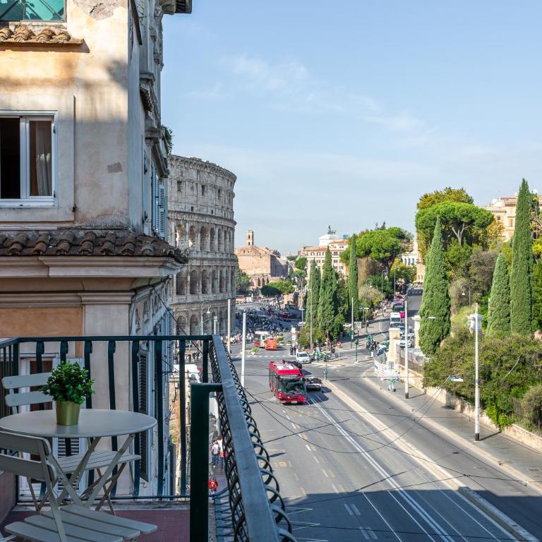iFlat New AmoR Colosseum Suites - Appartamento con 3 Camere da Letto - 45
