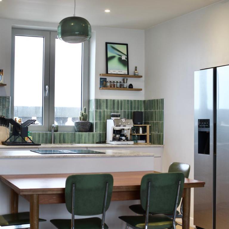 La vigie Malouine - Front de mer - 3 appartements - Two-Bedroom Apartment with Balcony and Sea View - 13