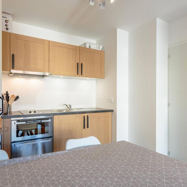 Appartement 2 pièces avec balcon et garage à 100m des pistes - Apartamento de 1 dormitorio - 10