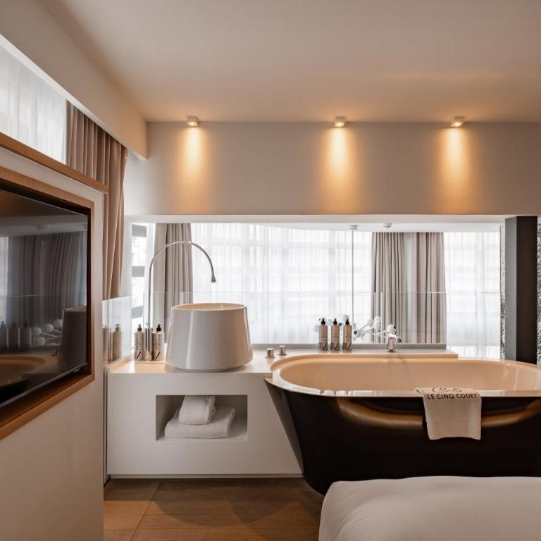 Le Cinq Codet - Suite en Duplex - 1