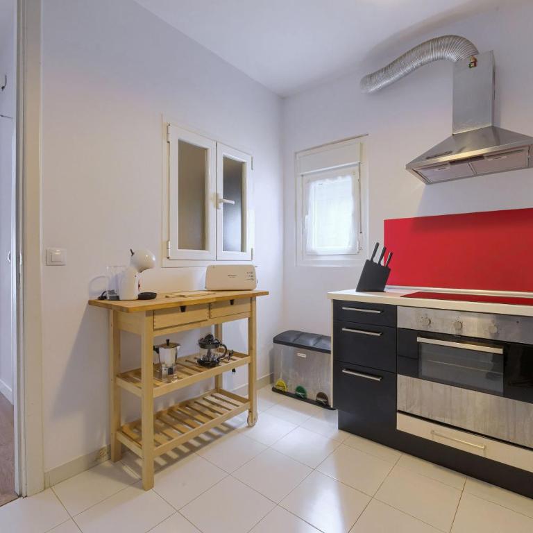 San Anton Old Town by Next Stop Bilbao - Two-Bedroom Apartment - 12