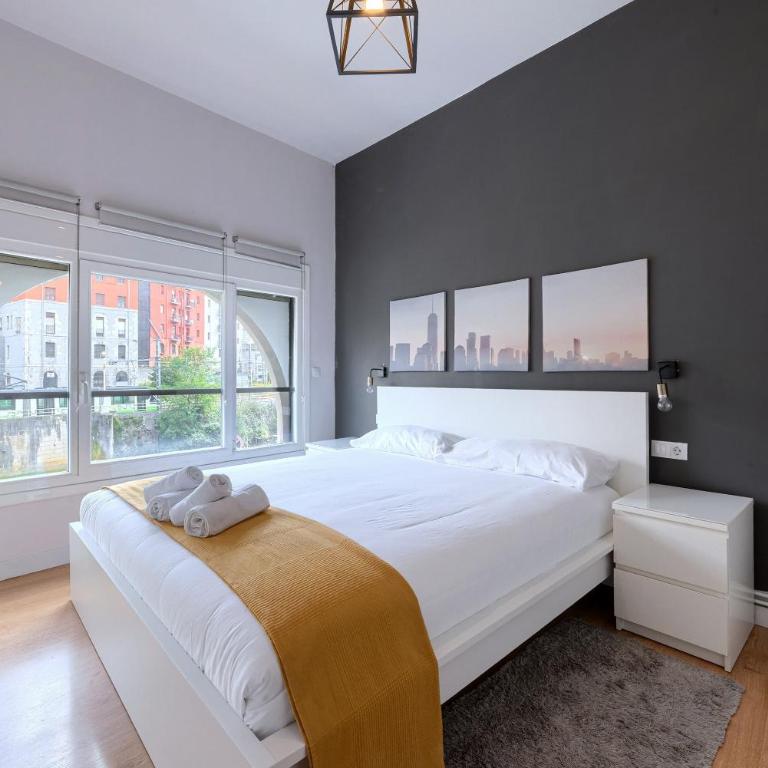San Anton Old Town by Next Stop Bilbao - Two-Bedroom Apartment - 21