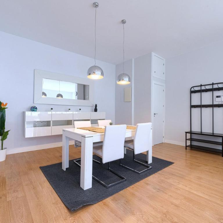 San Anton Old Town by Next Stop Bilbao - Two-Bedroom Apartment - 26