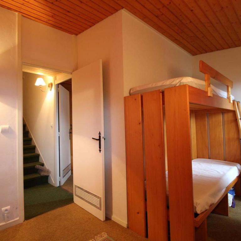 Chalet 3 chambres, 8 pers, terrasse sud, proche remontées, équipements complets - FR-1-572-216 - Chalet - 5