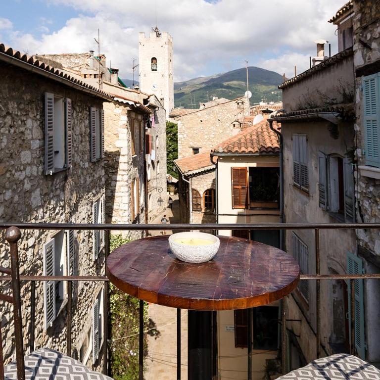 BnB La Sanverine, historic center Vence - Appartement 1 Chambre avec Terrasse - 14