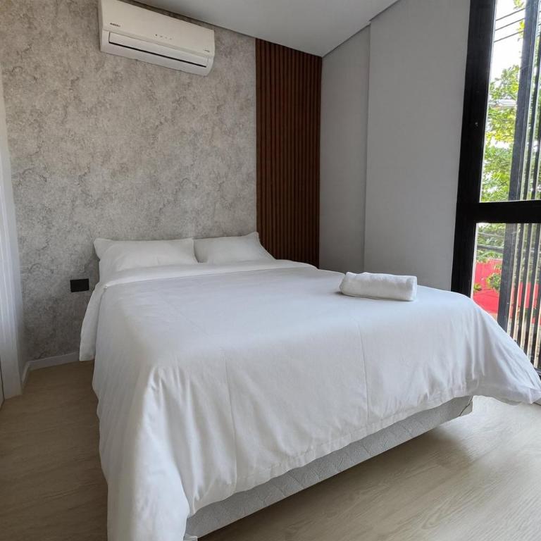 Pool flat near Shopping del Sol - Apartment - 4