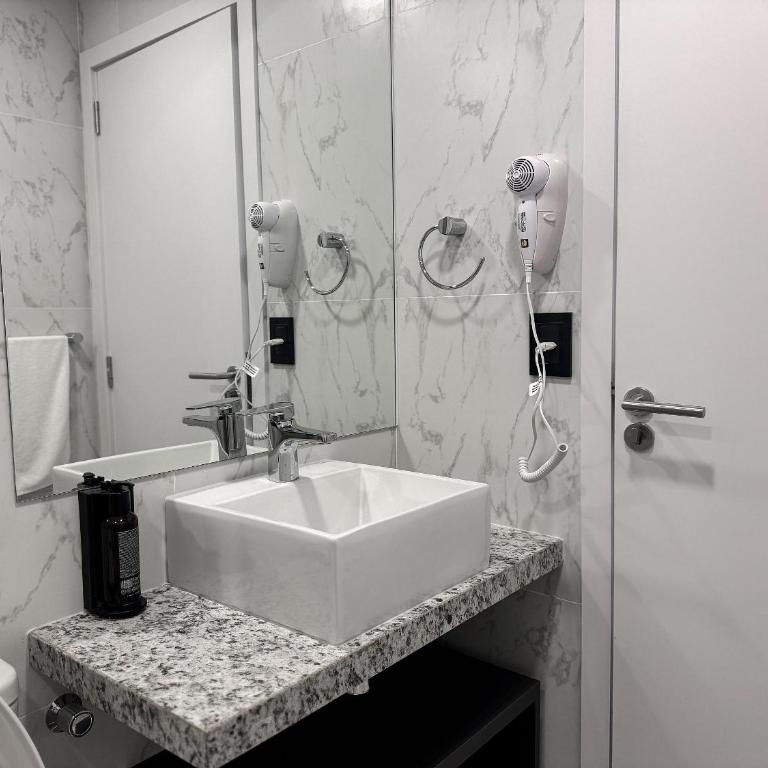Pool flat near Shopping del Sol - Apartment - 7