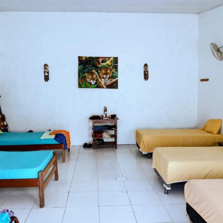 Alojamiento LETICIA - Habitación Compartida Mixta de 8 camas - 1