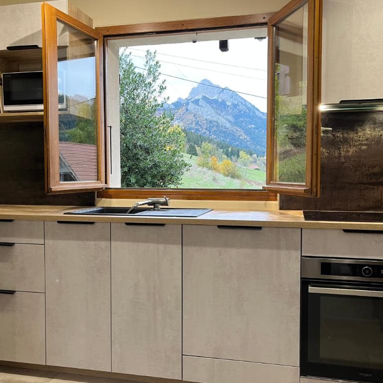 Le Chal'heureux grand chalet familial 8 personnes - Chalet - 39