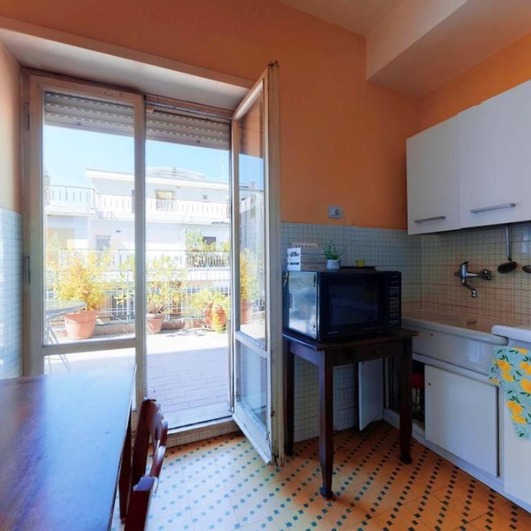 FIORELLA's TERRACE - Appartamento con 2 Camere da Letto - 10
