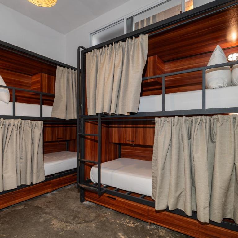 Nílu Isla Mujeres by Selina - 12 Bed Mixed Community Dorm - 1