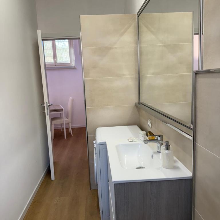 House - Via Gela - Too - Appartamento con 3 Camere da Letto - 18