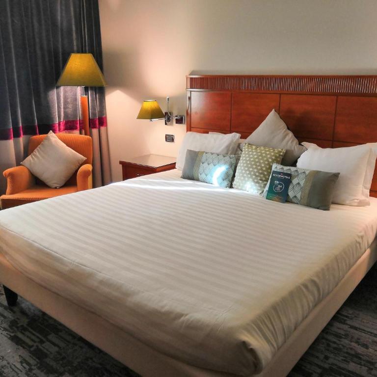 Mercure Leonardo da Vinci Rome Airport - Camera Familiare Classic - 1