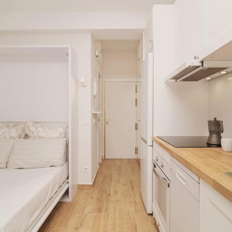 Pequeño edén en Malasaña - One-bedroom Loft Apartment - 10