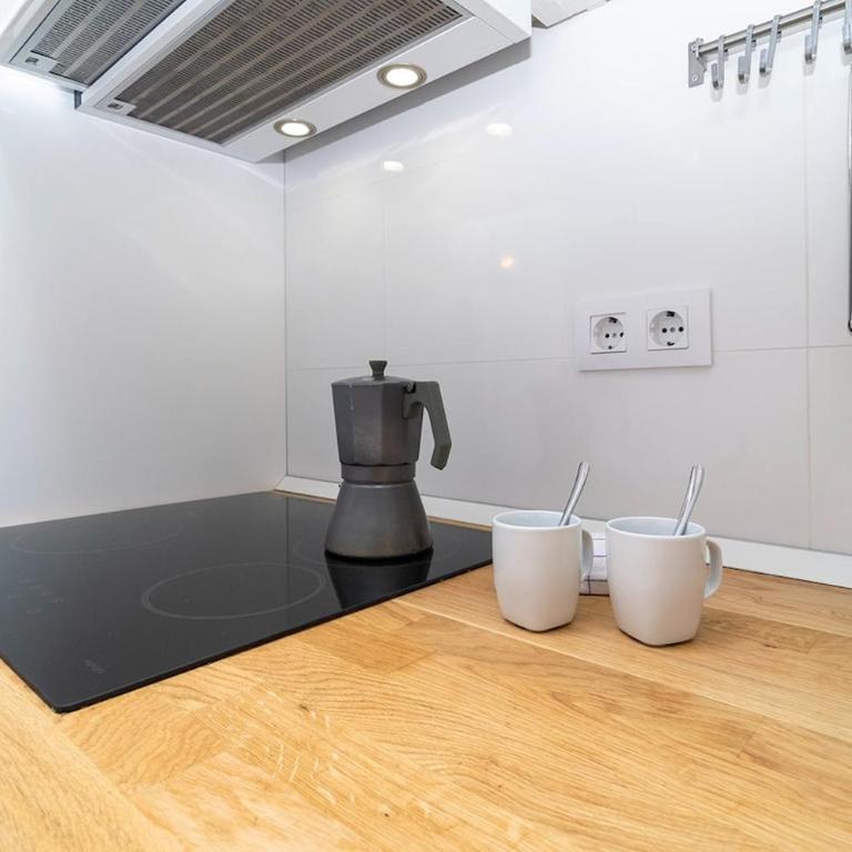 Pequeño edén en Malasaña - One-bedroom Loft Apartment - 12